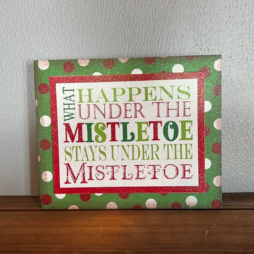 Real Deals Polka Dot/Glittered Christmas Sign